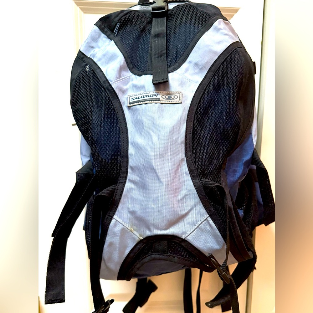 Salomon roller blades back pack, used only twice. In great condition.